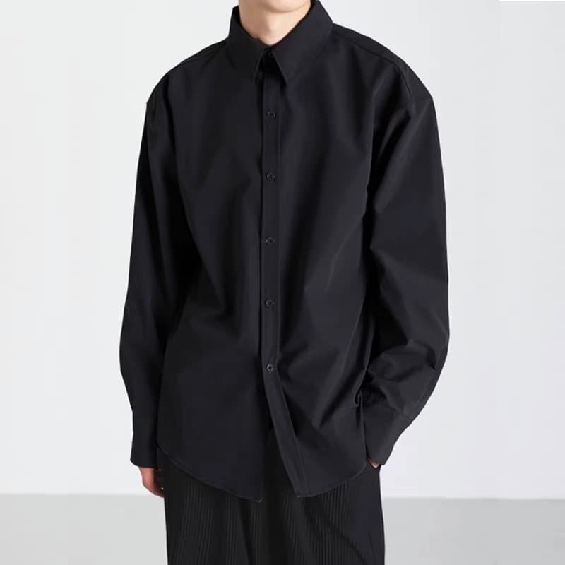 黒シャツ ゆったりシルエット オーバーサイズシャツ