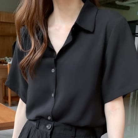 黒シャツ シンプル優美なシャツワンピース