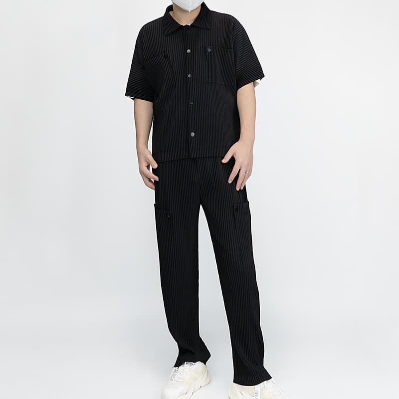 黒シャツ プリーツ柄シャープポロシャツ