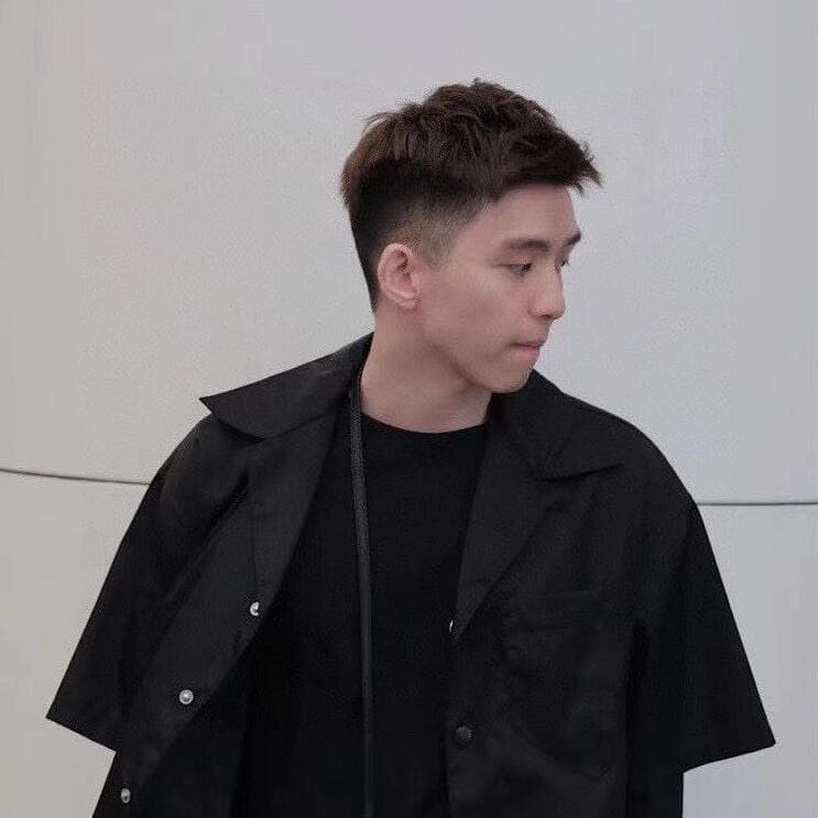 黒シャツ オーバーサイズ シンプル ワイドシャツ
