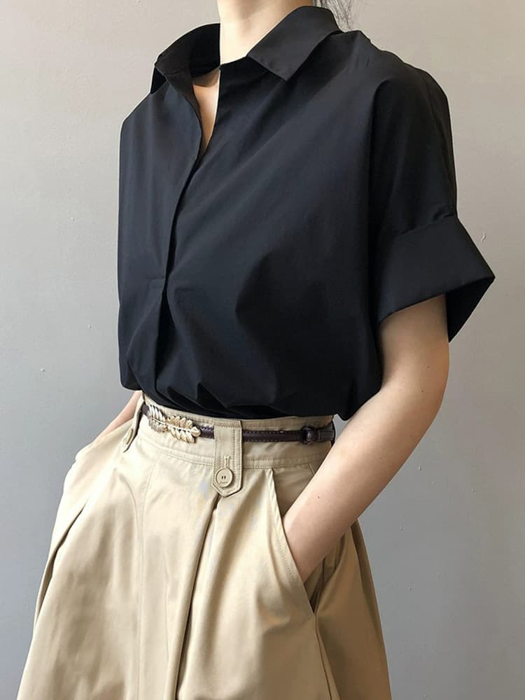 黒シャツ シンプル クールネック デザインシャツ