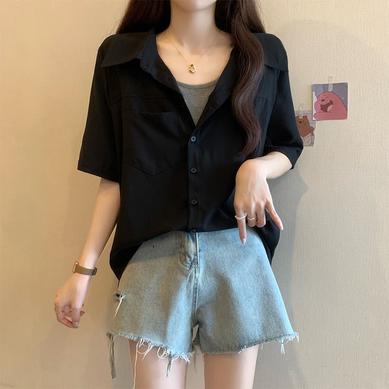 黒シャツ オーバーサイズ シアーシャツ