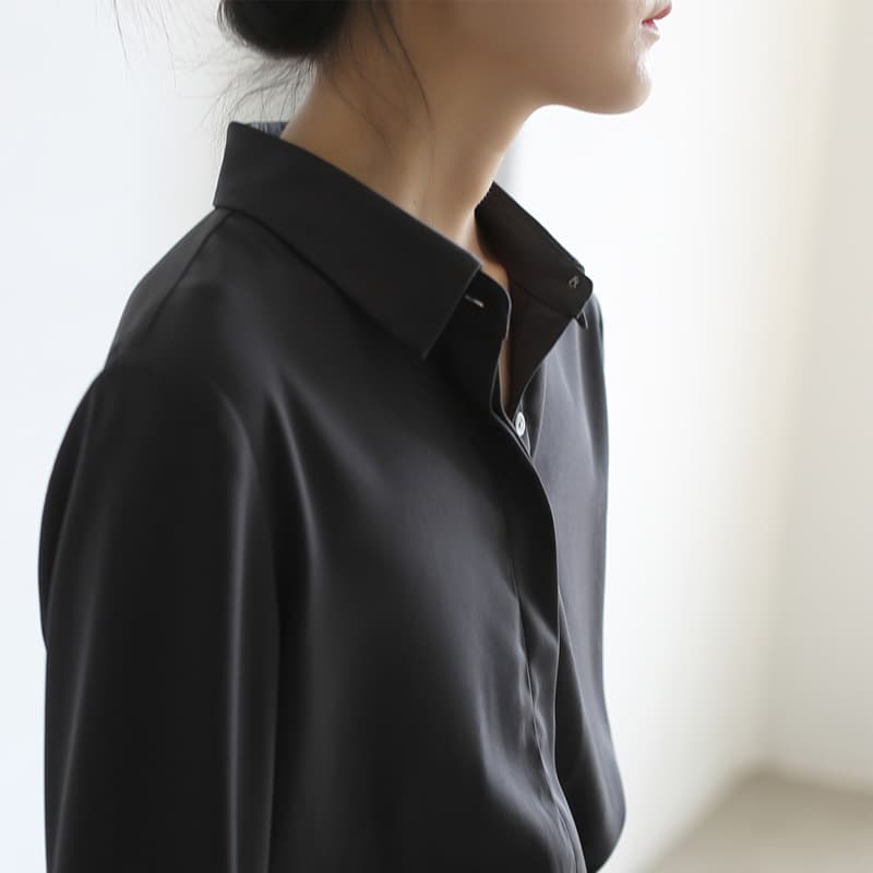 黒シャツ クラシック上質シルク風とろみシャツ