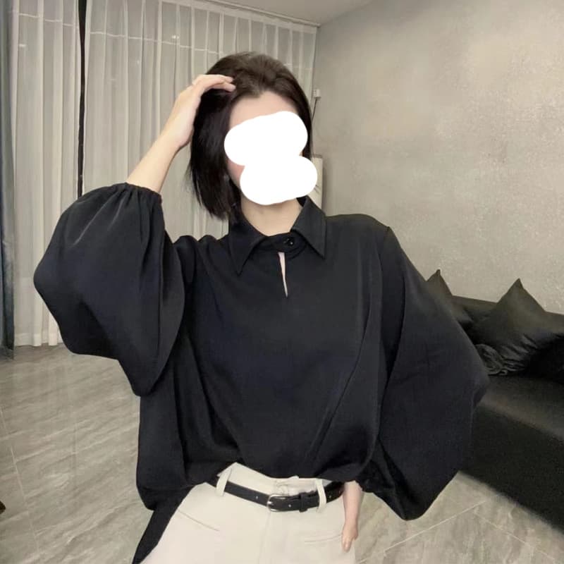 黒シャツ ふんわり袖切り替えデザインシャツ