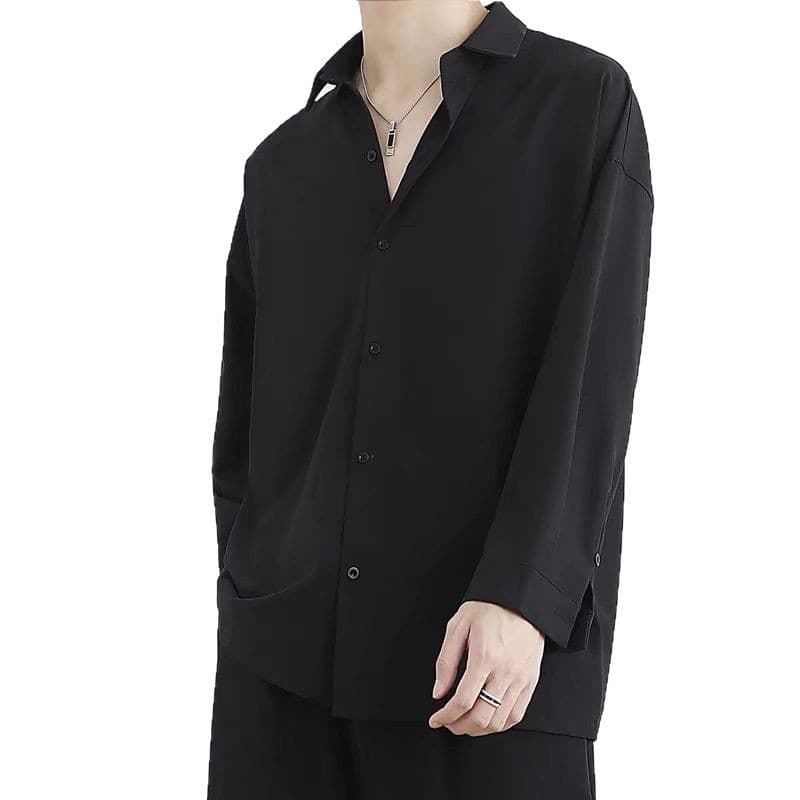 黒シャツ ゆったりシルエット 上質シャツ