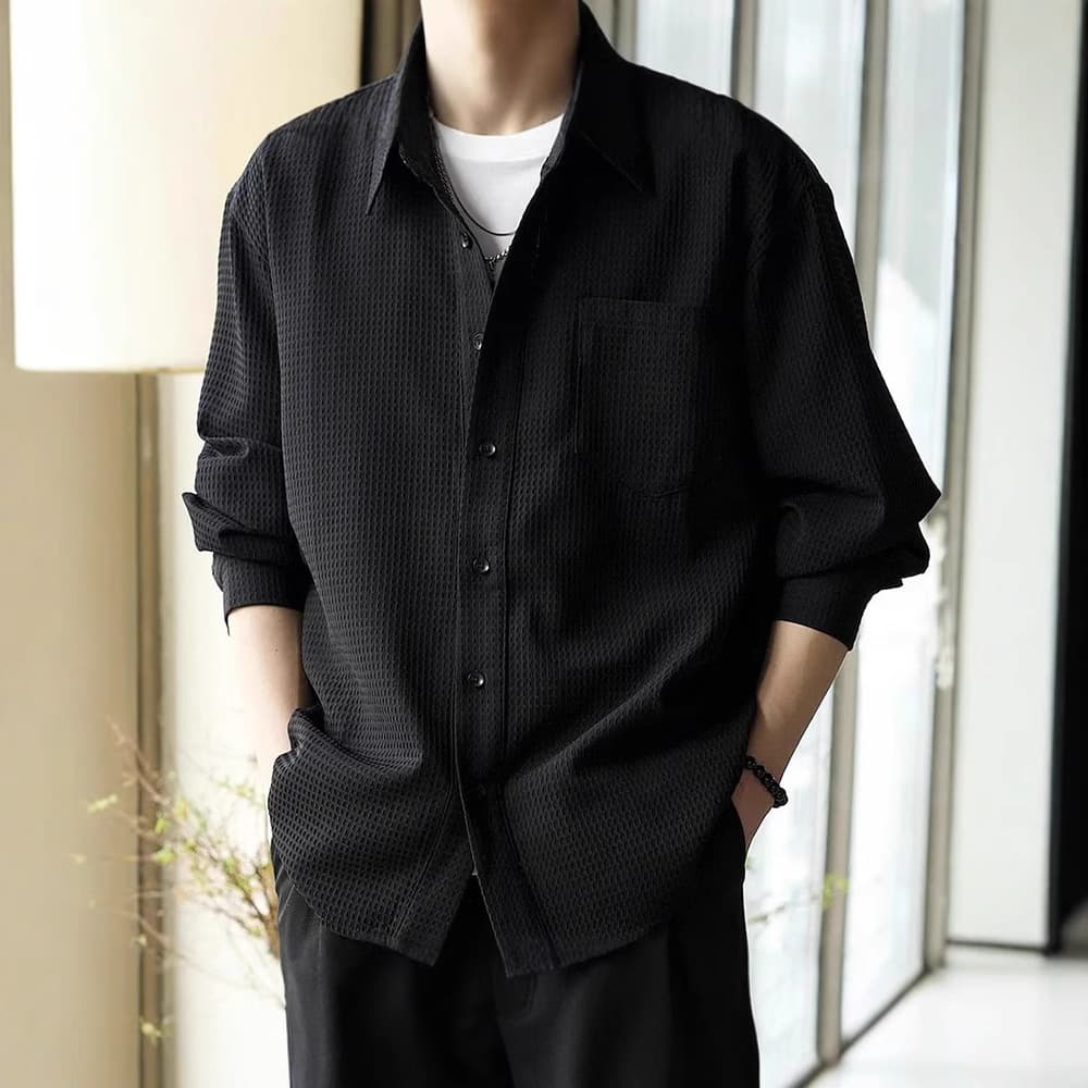 黒シャツ さらり涼やか格子織りワッフルシャツ