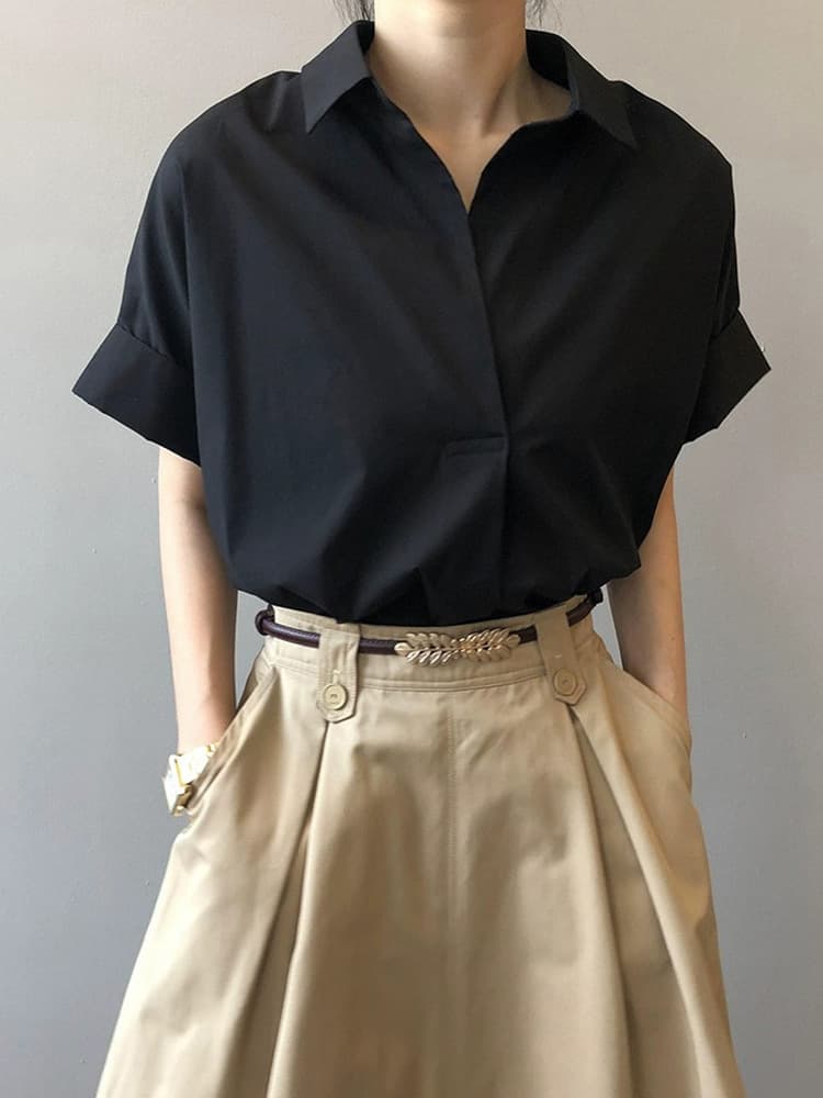 黒シャツ シンプル クールネック デザインシャツ