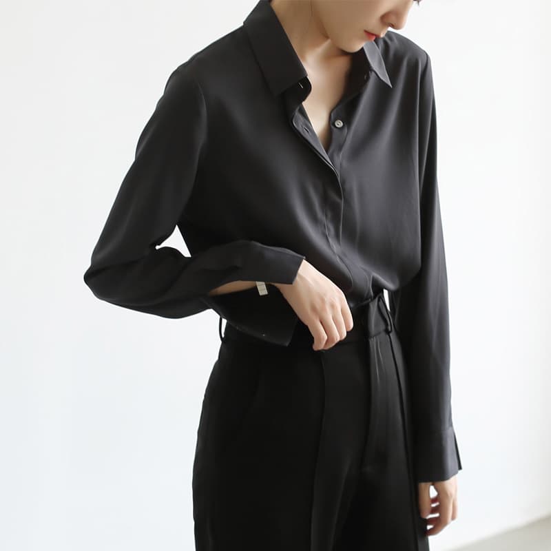 黒シャツ クラシック上質シルク風とろみシャツ