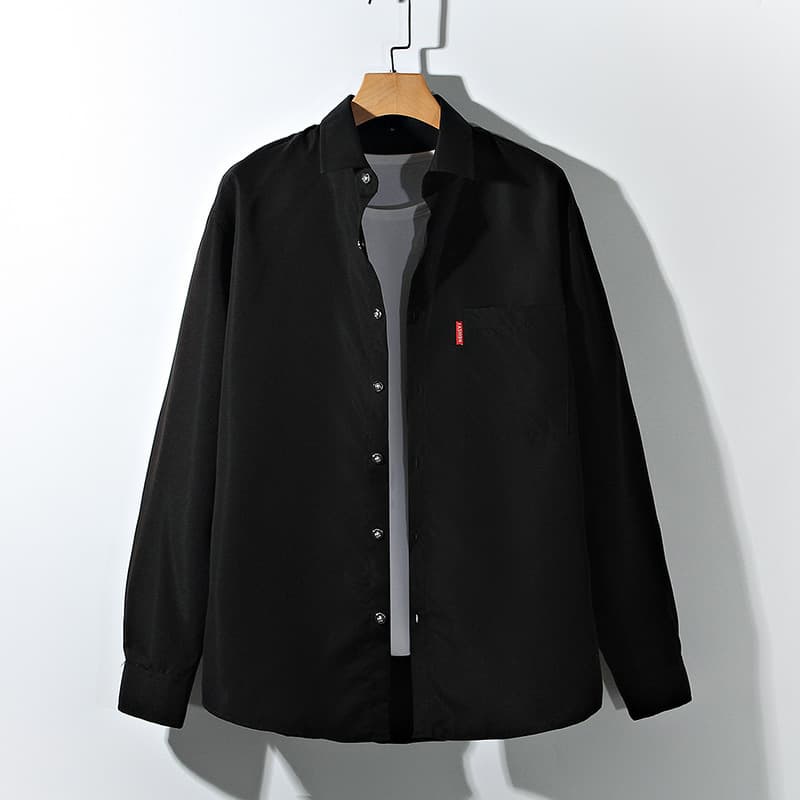 黒シャツ シンプル上質カジュアルシャツ