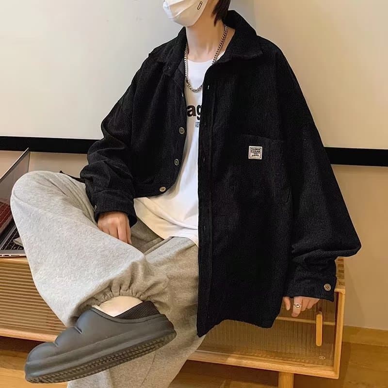 黒シャツ コーデュロイ素材オーバーサイズシャツ